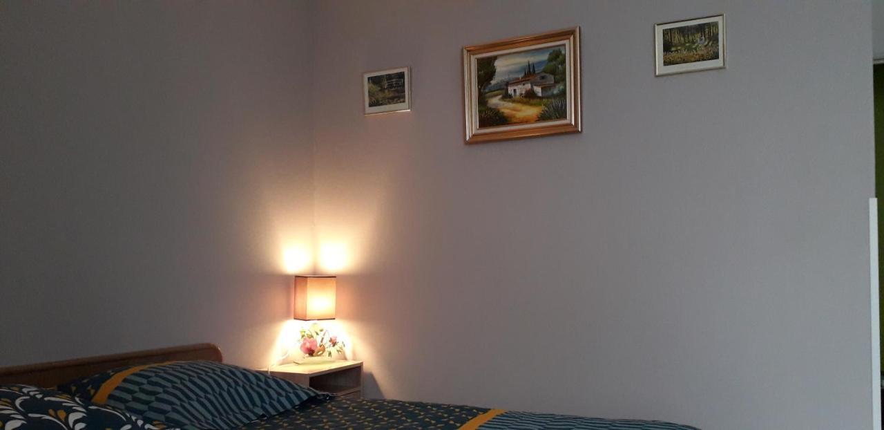 La Ferme Du Grand Faubourg Bed and Breakfast Pont-de-Vaux Eksteriør billede