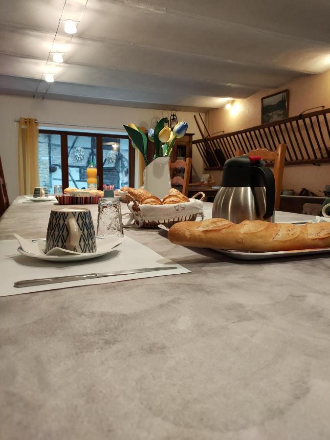 La Ferme Du Grand Faubourg Bed and Breakfast Pont-de-Vaux Eksteriør billede