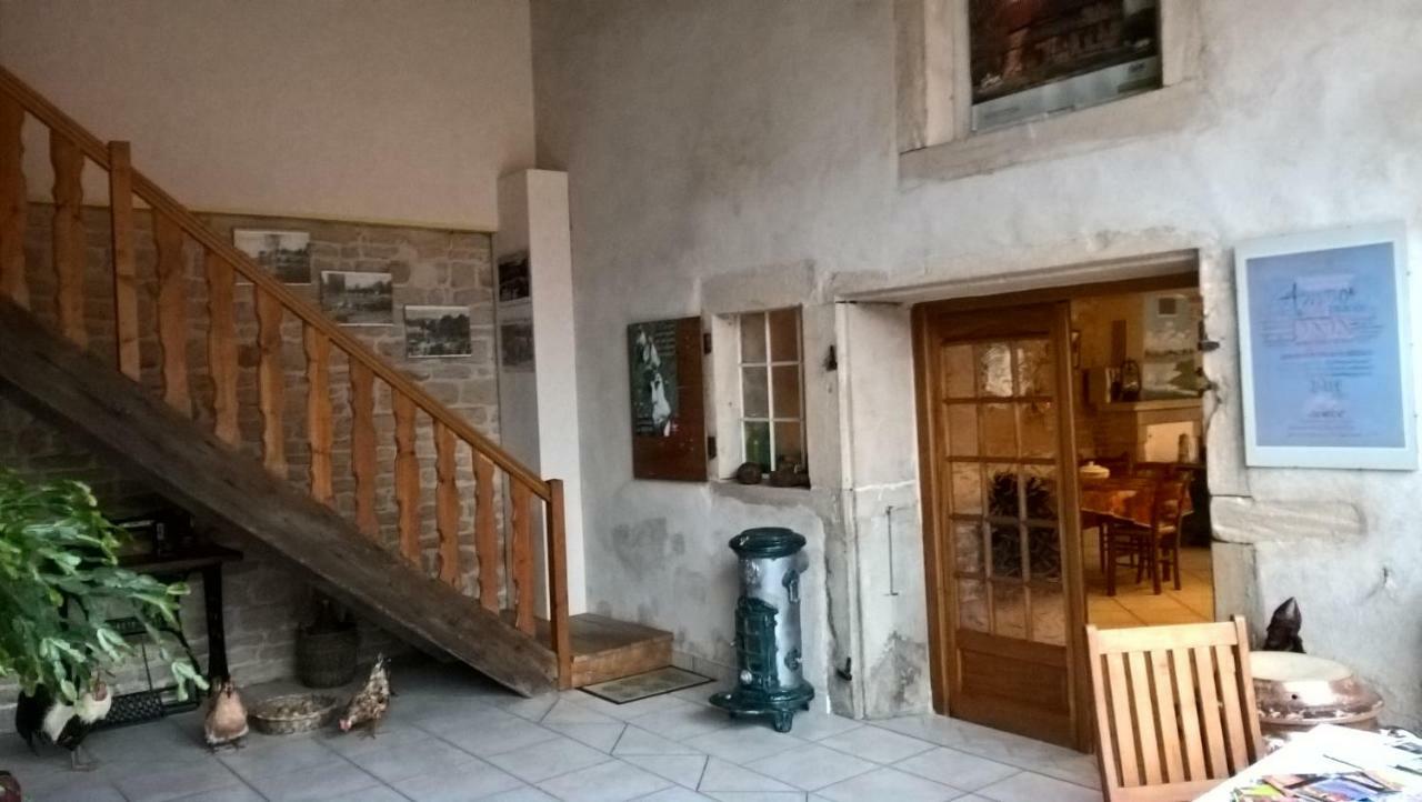 La Ferme Du Grand Faubourg Bed and Breakfast Pont-de-Vaux Eksteriør billede